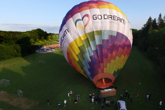 FLYV I LUFTBALLON - 3 PERSONER