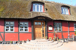 OPHOLD I DANMARK MED VIN