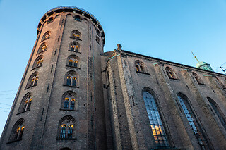 MENNESKESKÆBNER - VOKSEN